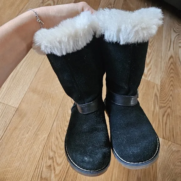 UGG Toddler Girl Boots Size 10